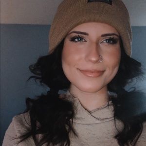 Meet your Posher, Samantha